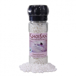 Meersalzperlen von KhoiSan in der Salzmühle